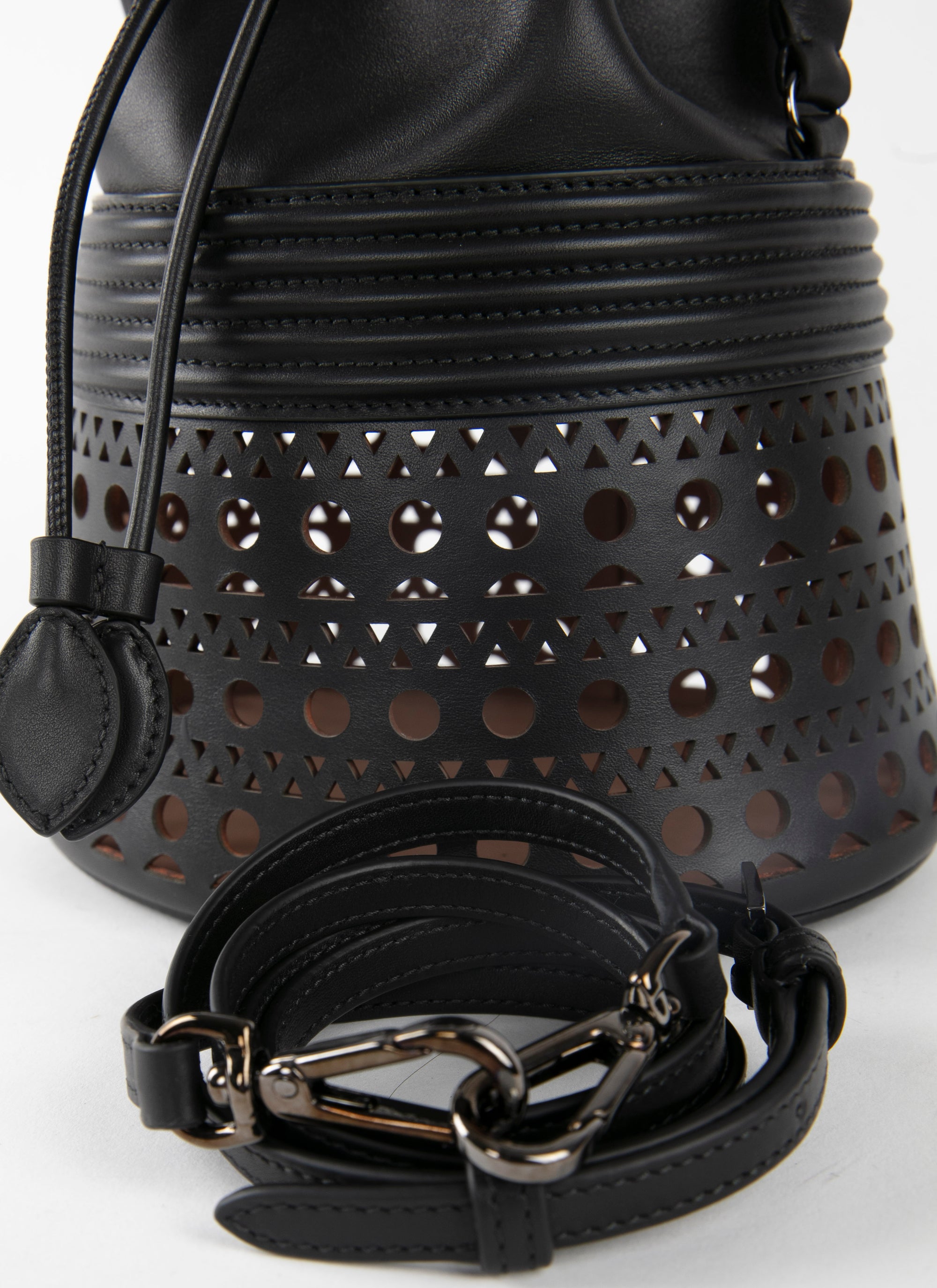 Bucket corset bag in leather - Black intense