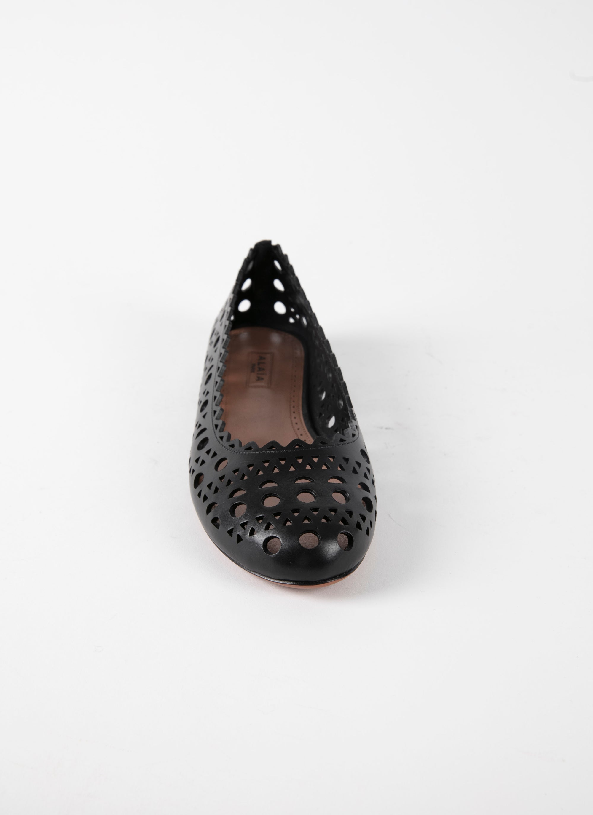 Classic round-toe openwork ballerina flats in leather - Black intense