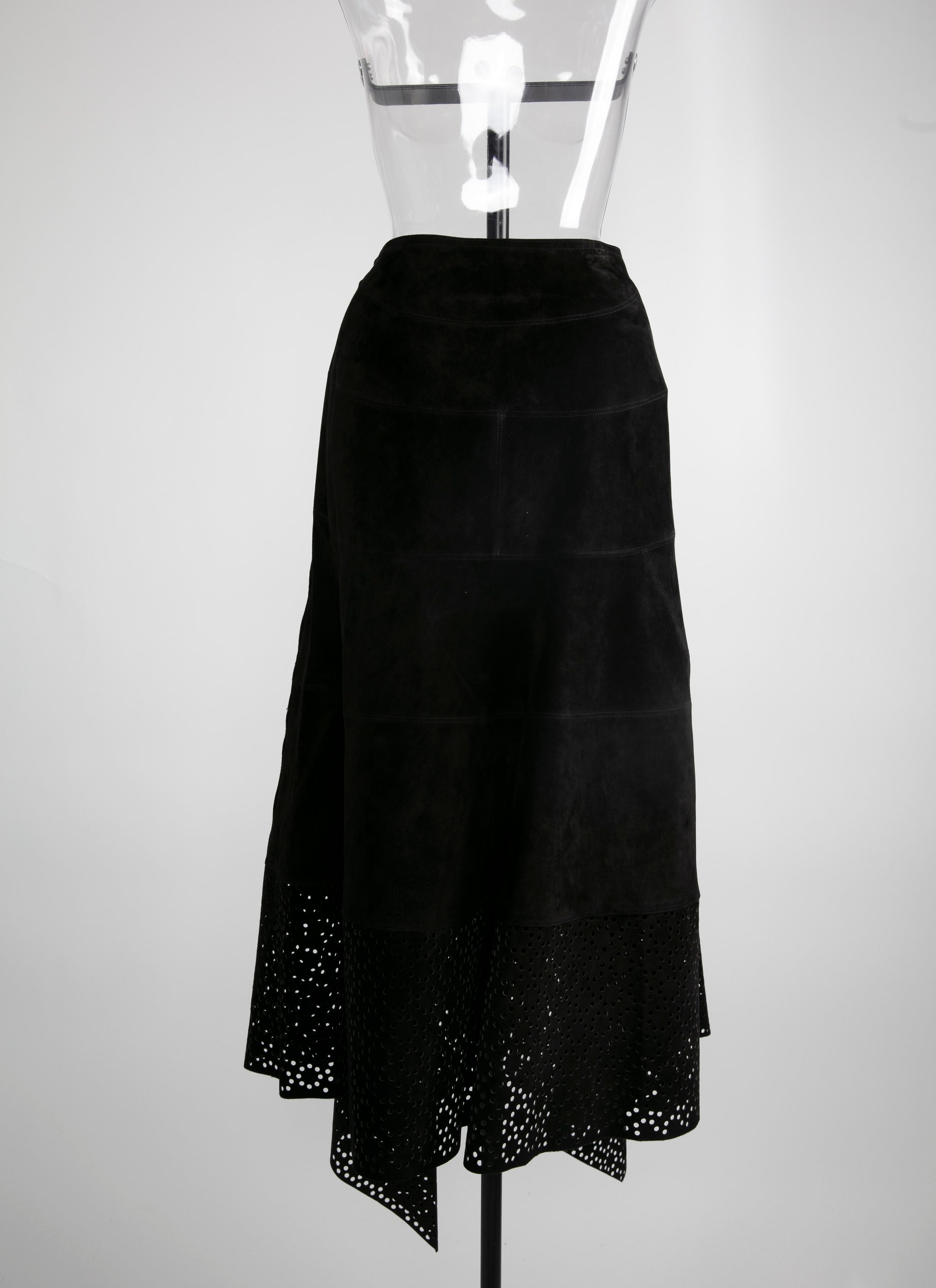 Jupe longue en cuir asymétrique ajourée - Noir
