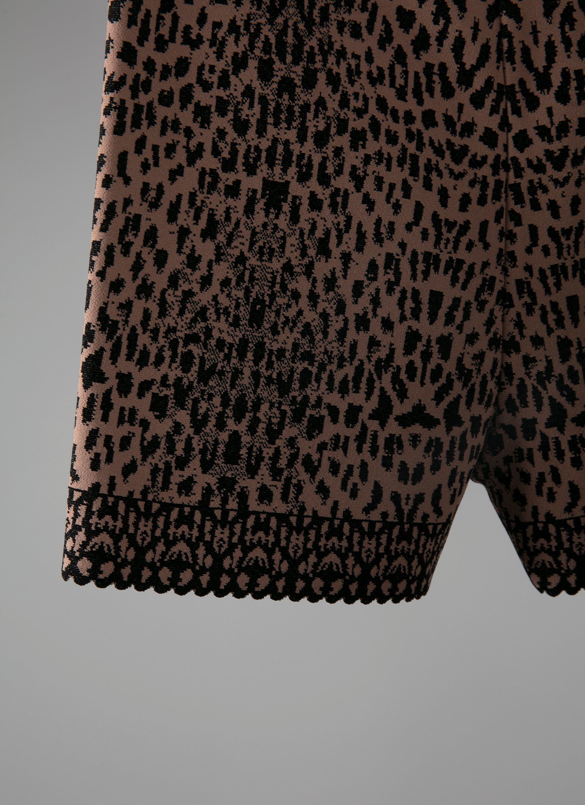 Short imprimé animalier - Chair & Noir