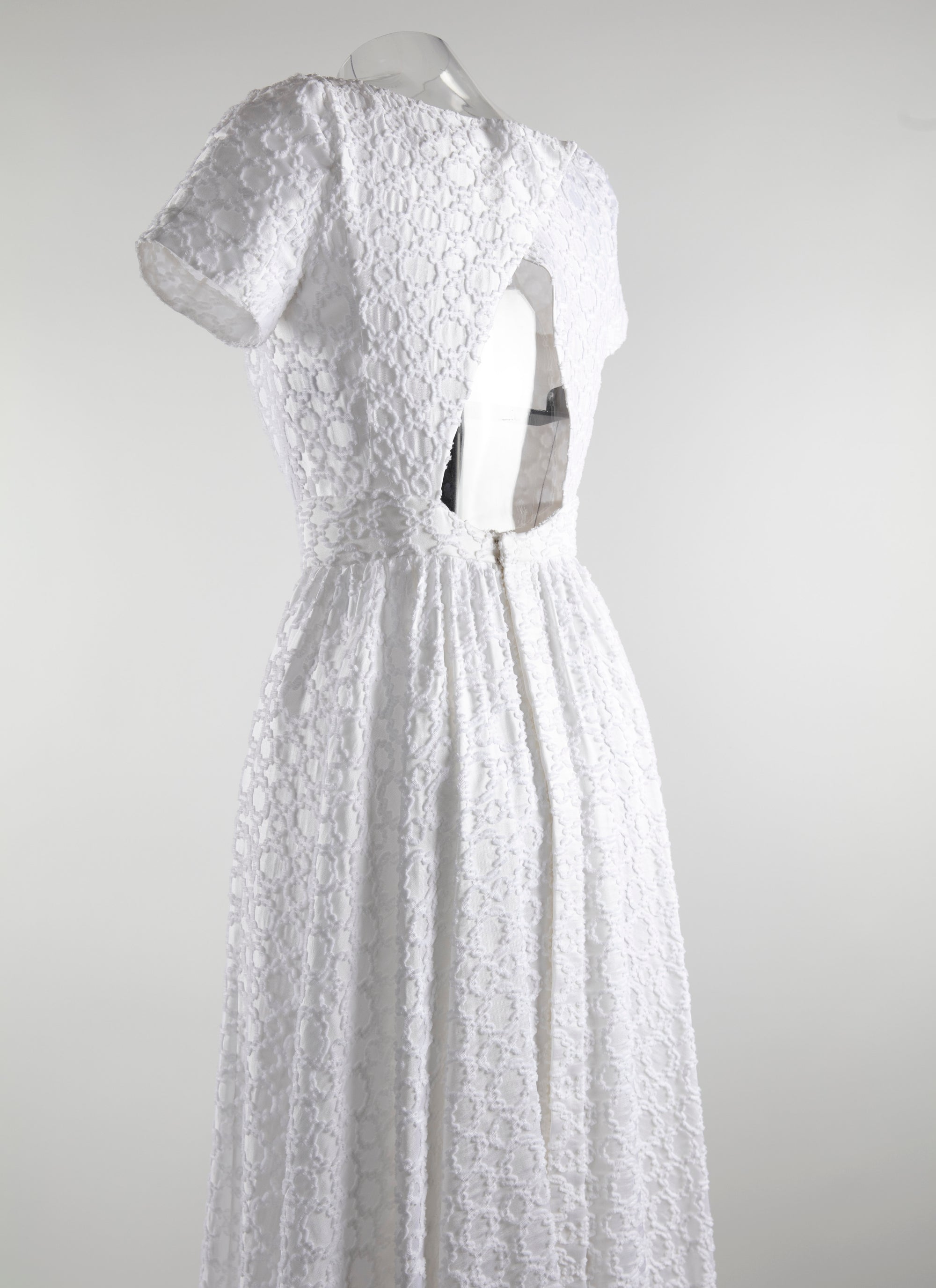 Robe longue à manches courtes dos nu en soie - Blanc