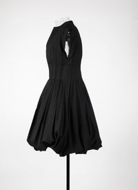 Robe courte évasée ceinturée à mancherons - Noir