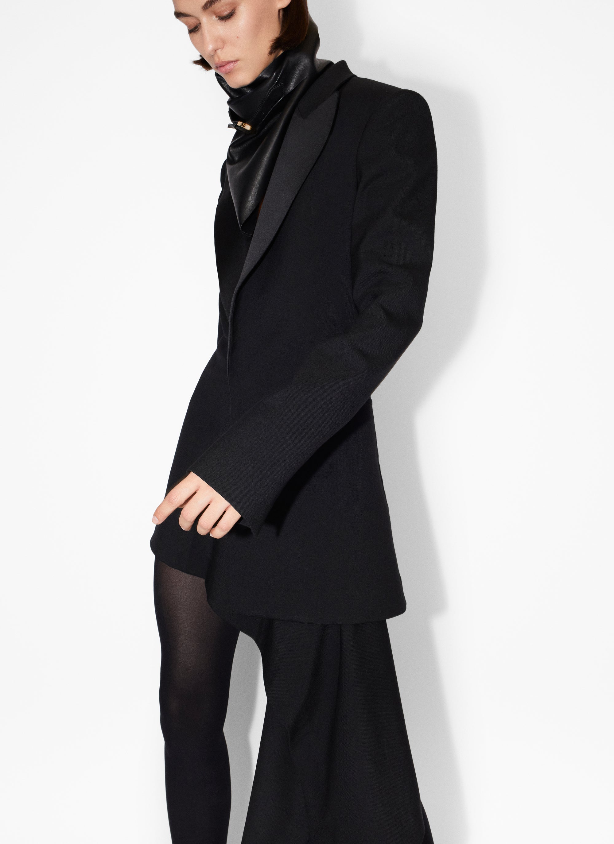 Fitted dress in wool - Black Alaïa