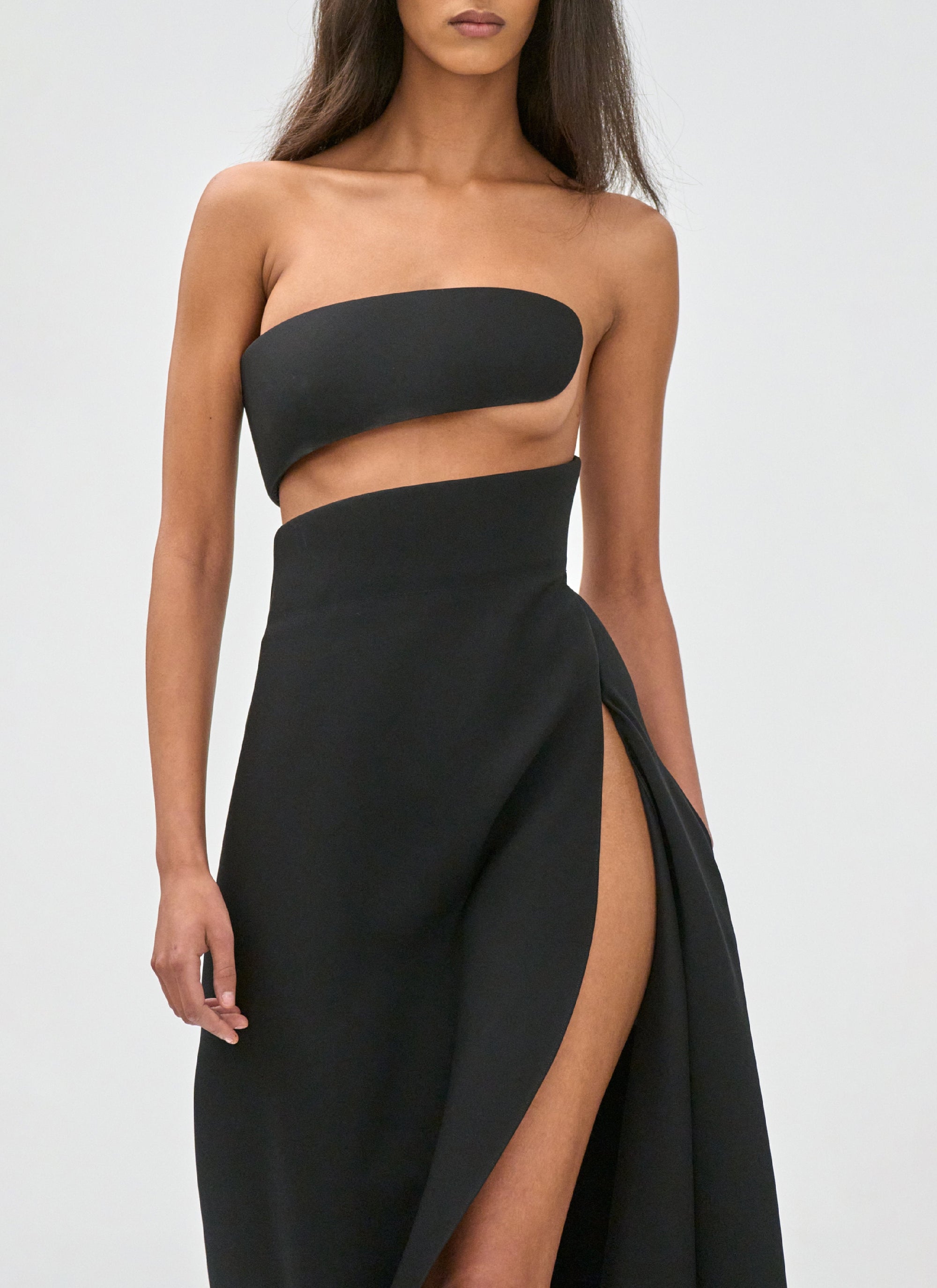 Strapless draped dress in silk and wool - Noir Alaia
