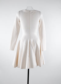 Robe courte évasée col rond à manches longues en laine - Blanc Nacre