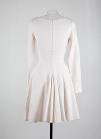 Robe courte évasée col rond à manches longues en laine - Blanc Nacre