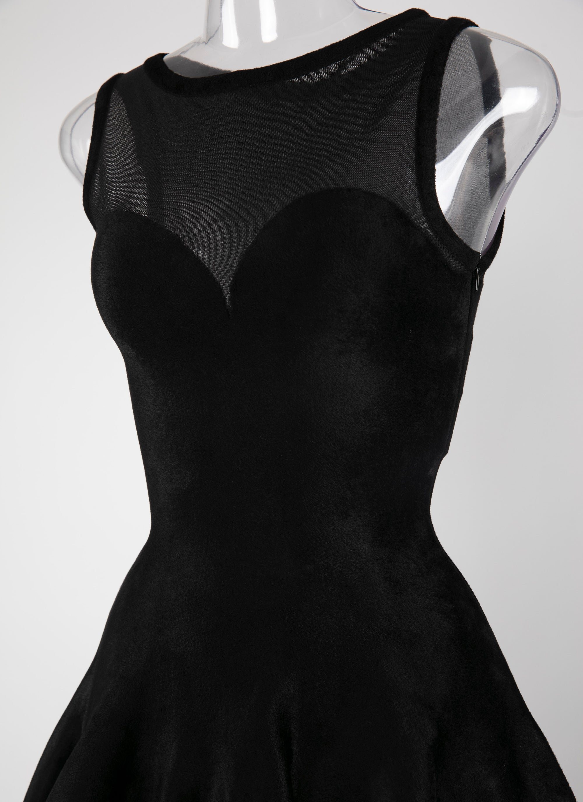 Robe courte évasée sans manches au buste transparent - Noir