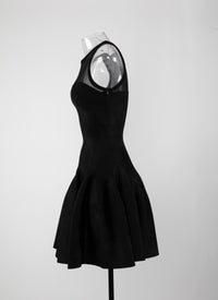 Robe courte évasée sans manches au buste transparent - Noir