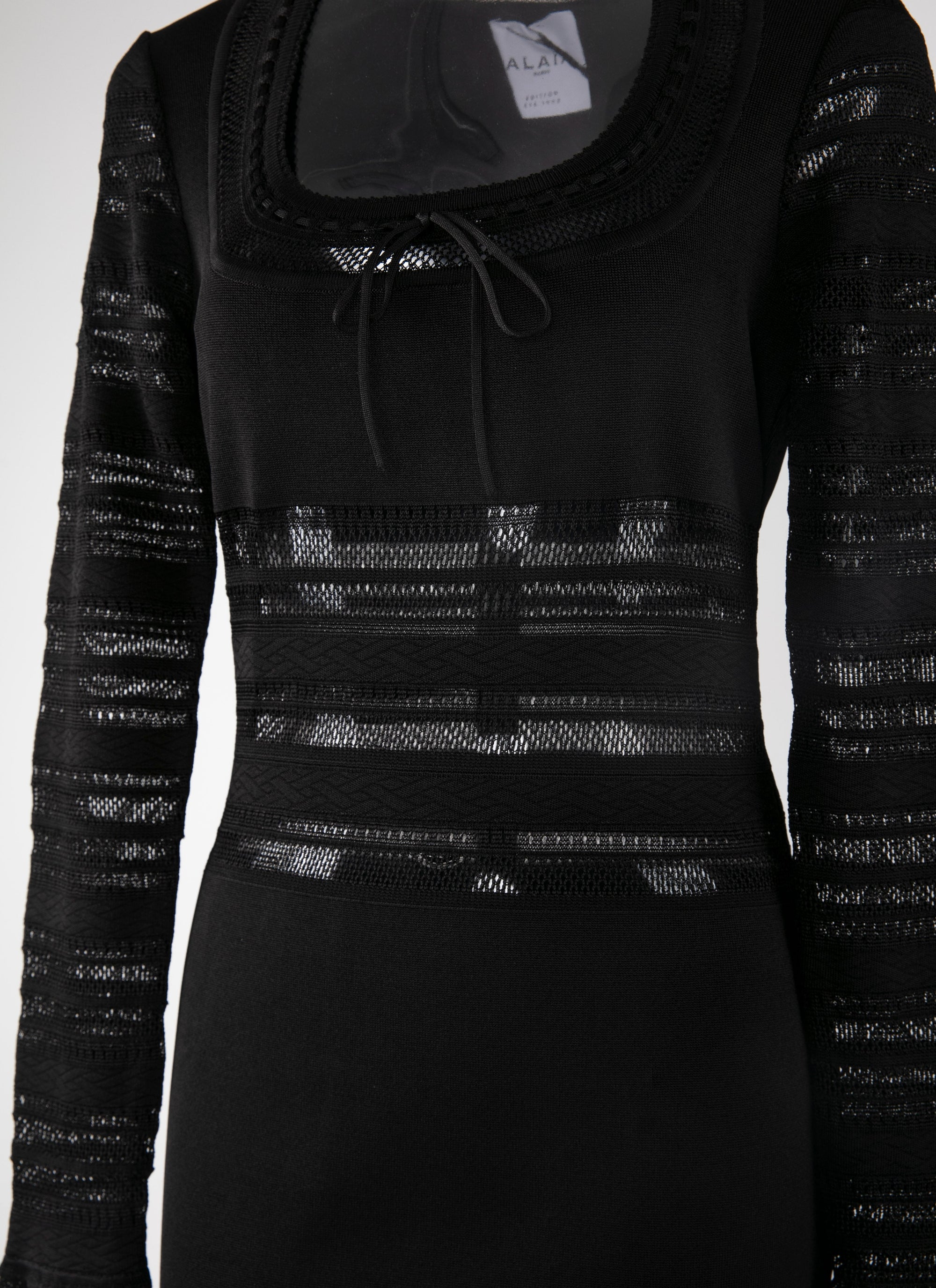 Long dress with long sleeves - Black