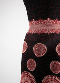 Robe longue texturée à motifs cercle sans manches - Noir & Bordeaux