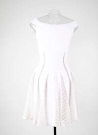 Robe courte col bateau avec détails en dentelle - Blanc