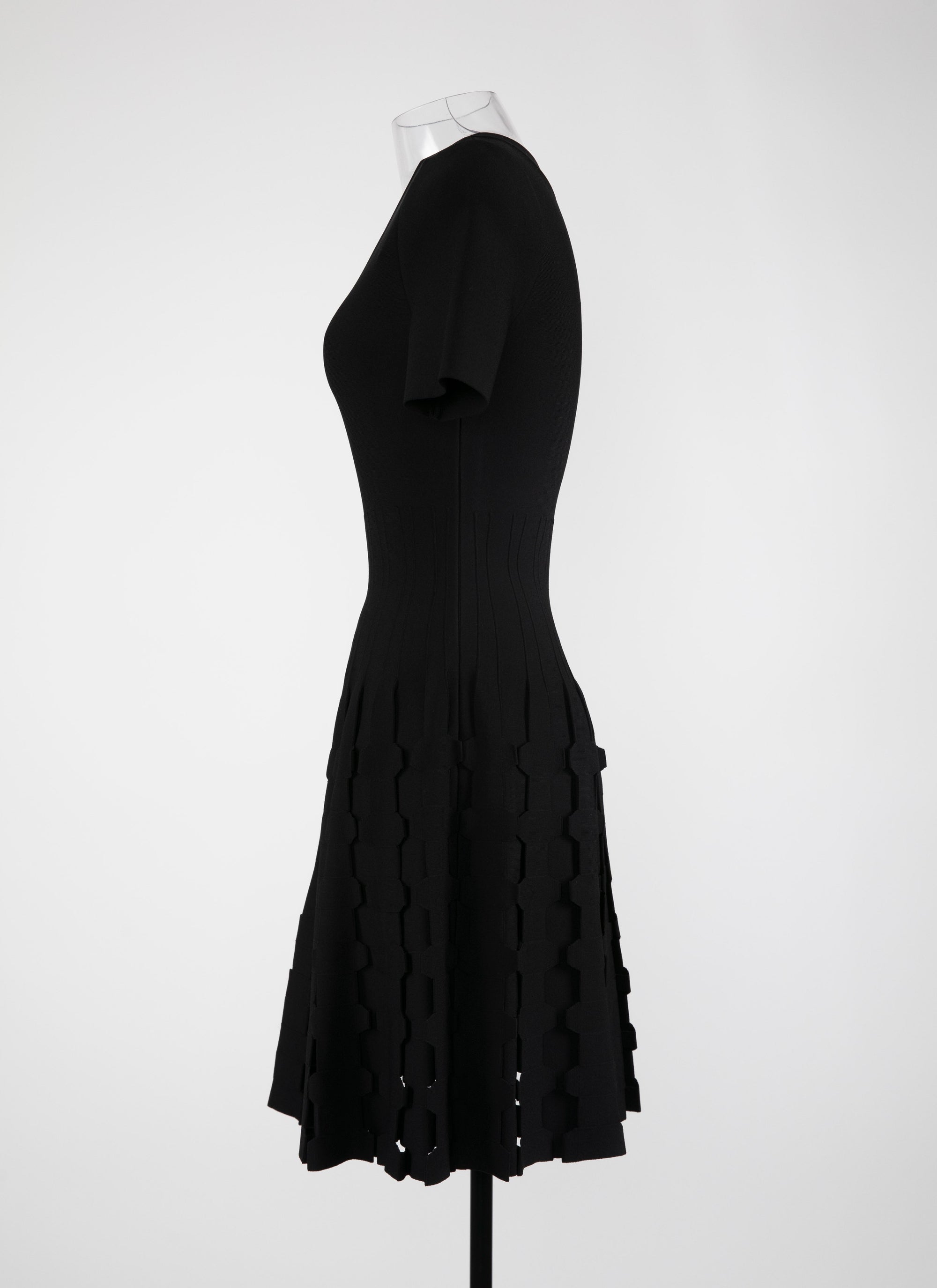 Mini robe à manches courtes en maille - Noir