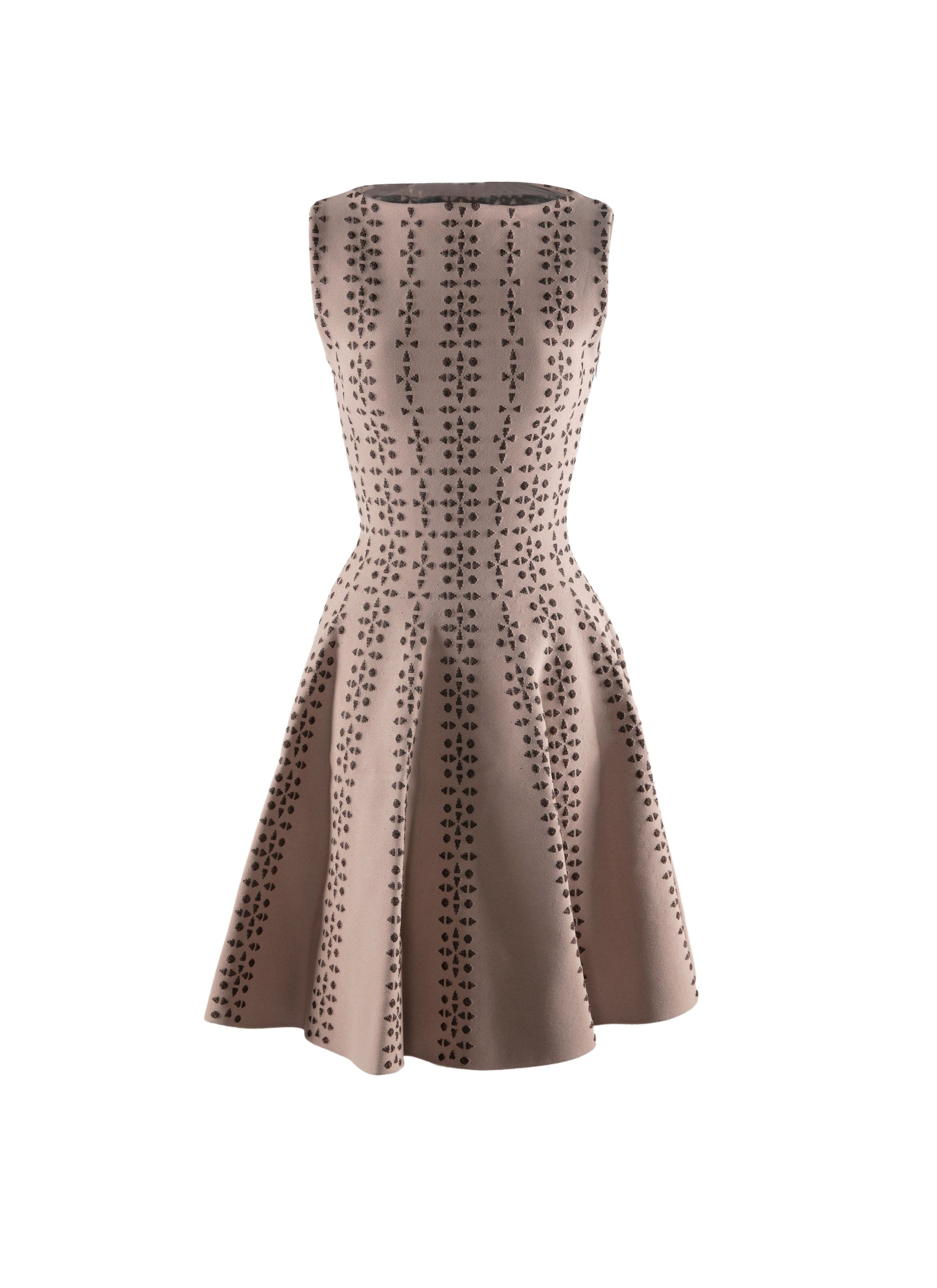 Robe sans manches à encolure bateau flatteuse - Nude & Bronze
