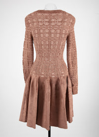 Robe courte broderies à manches longues en maille - Bois de Rose & Nude