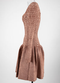 Robe courte broderies à manches longues en maille - Bois de Rose & Nude