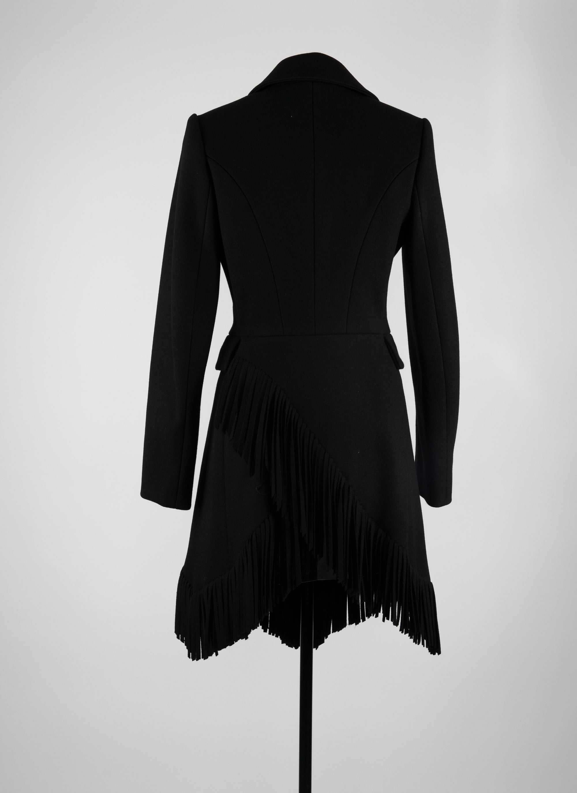 Veste cintrée en laine fine à franges - Noir
