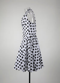 Embroidered dress with sleeves - White & Black