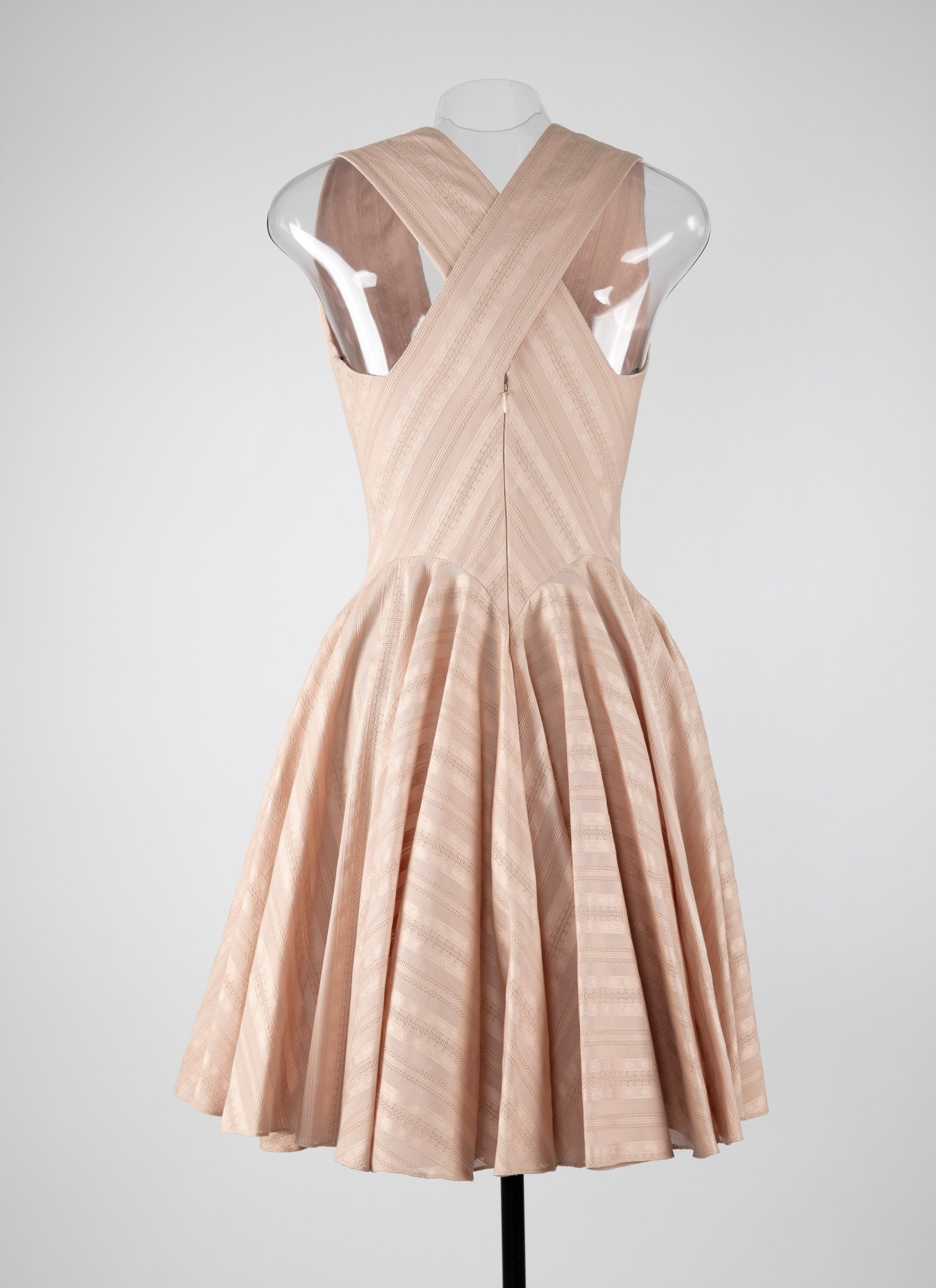 Cross-back flared dress - Nude