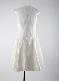 Short v-neck dress - White