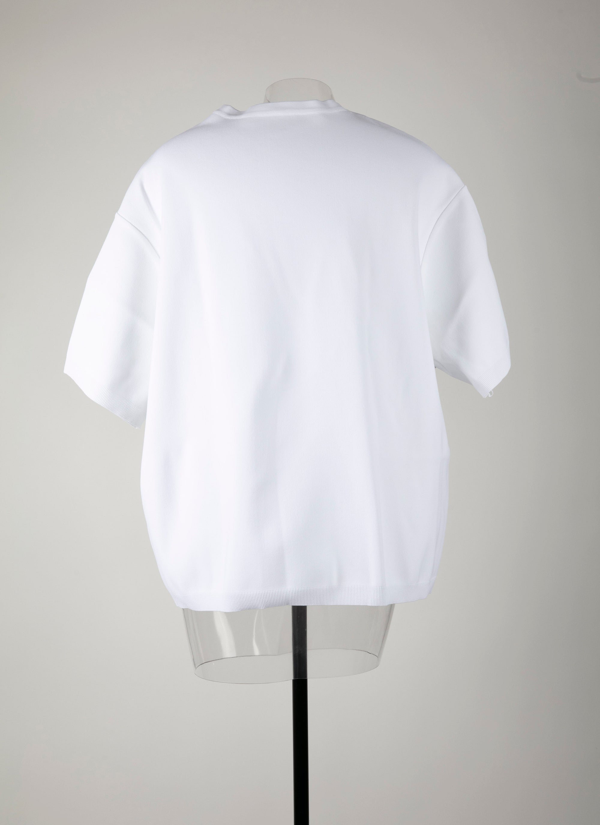 Basic short-sleeved knitted jumper - White