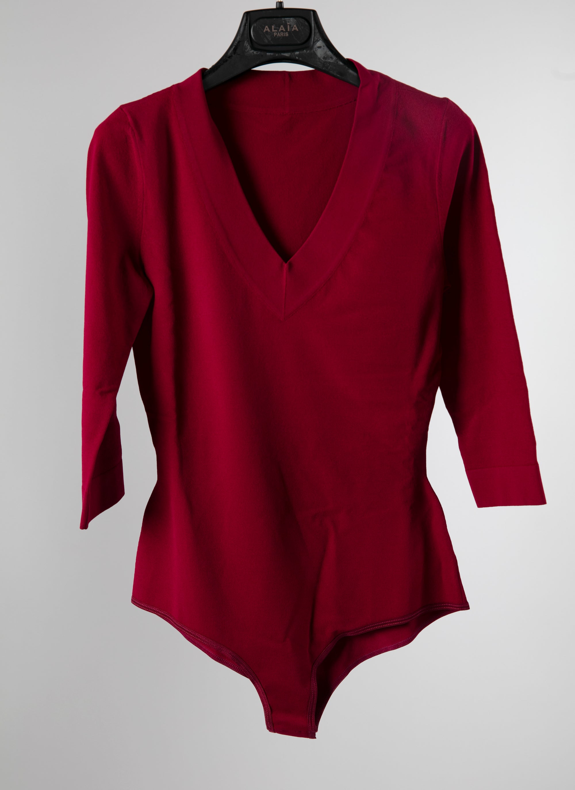 3/4 sleeve v-neck bodysuit - Magenta