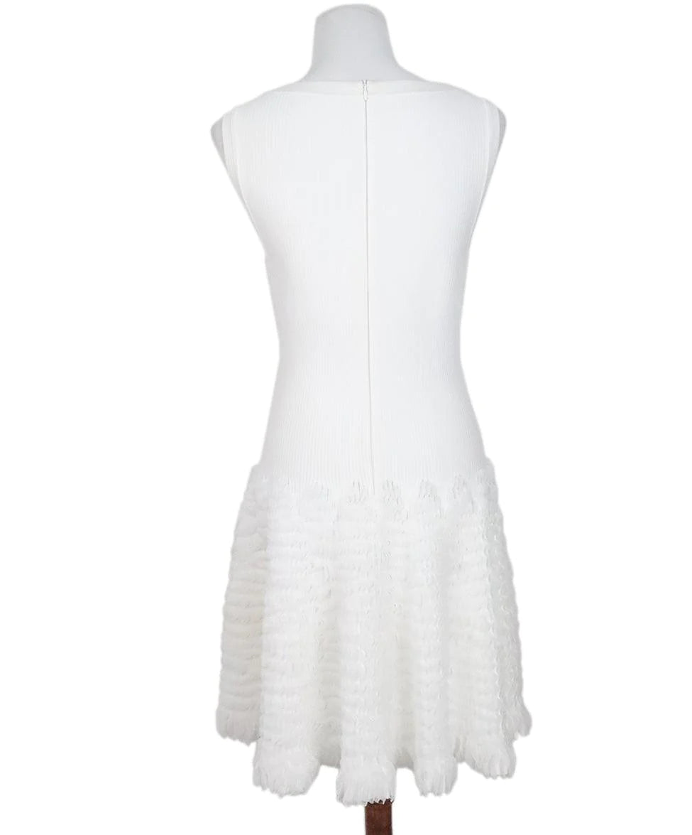 Sleeveless v-neck dress with microflounce bottoms - White