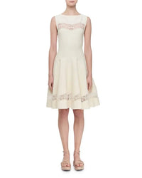 Sleeveless lace dress - Chamois