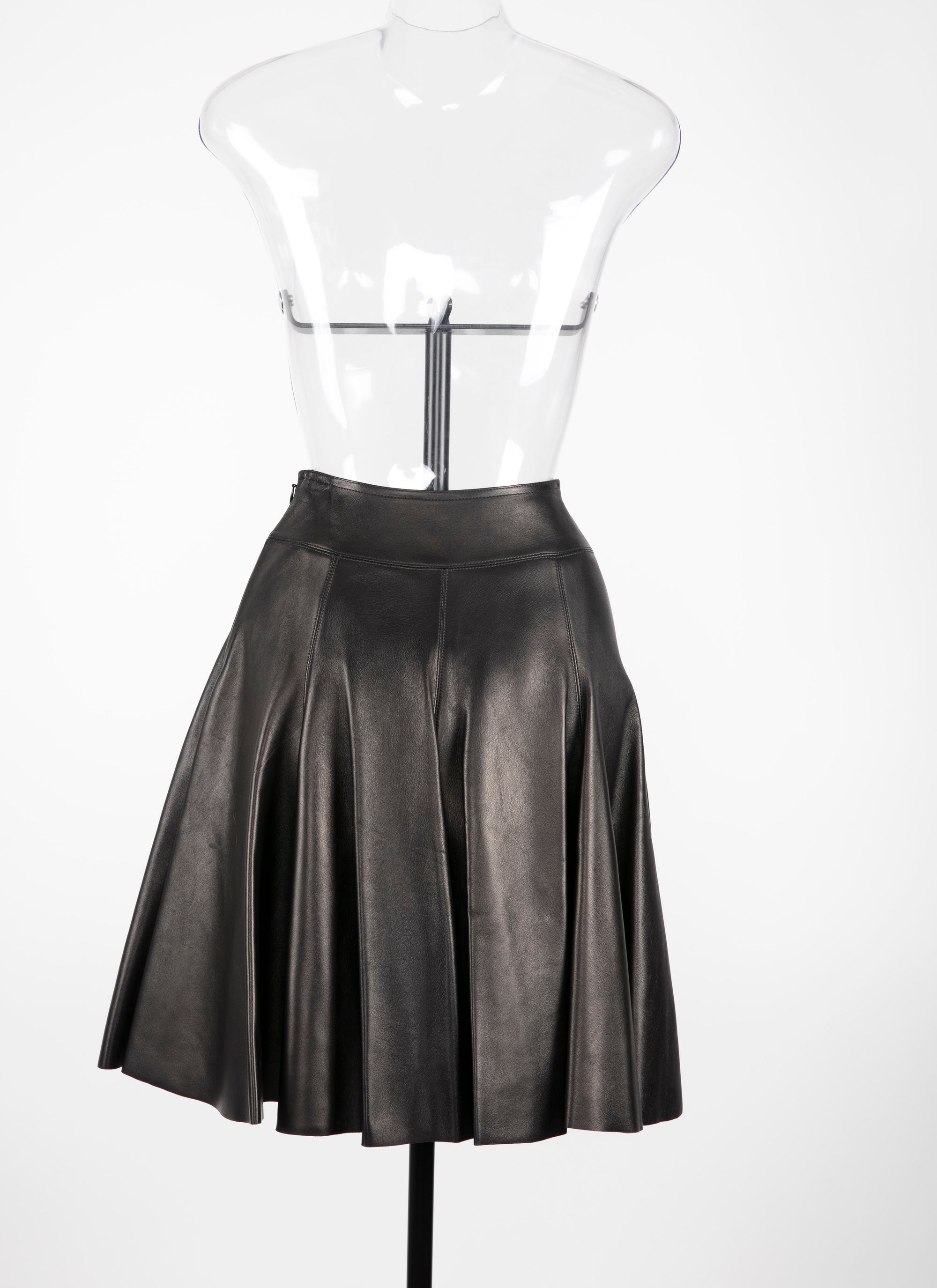 Jupe courte plongée en cuir - Noir