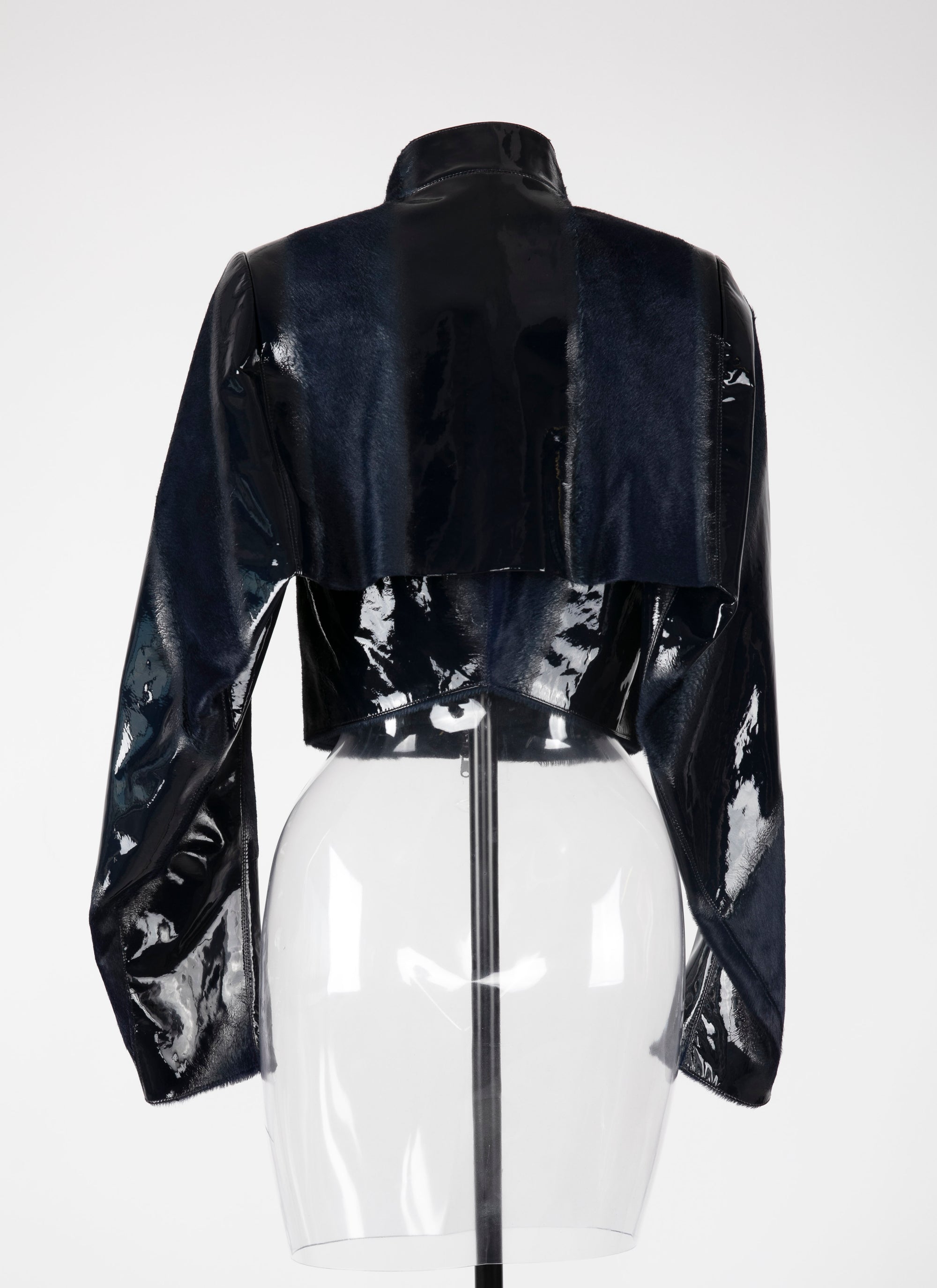 Veste à manches longues en cuir vernis - Saphir