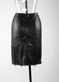 Short scuba skirt in leather - Black