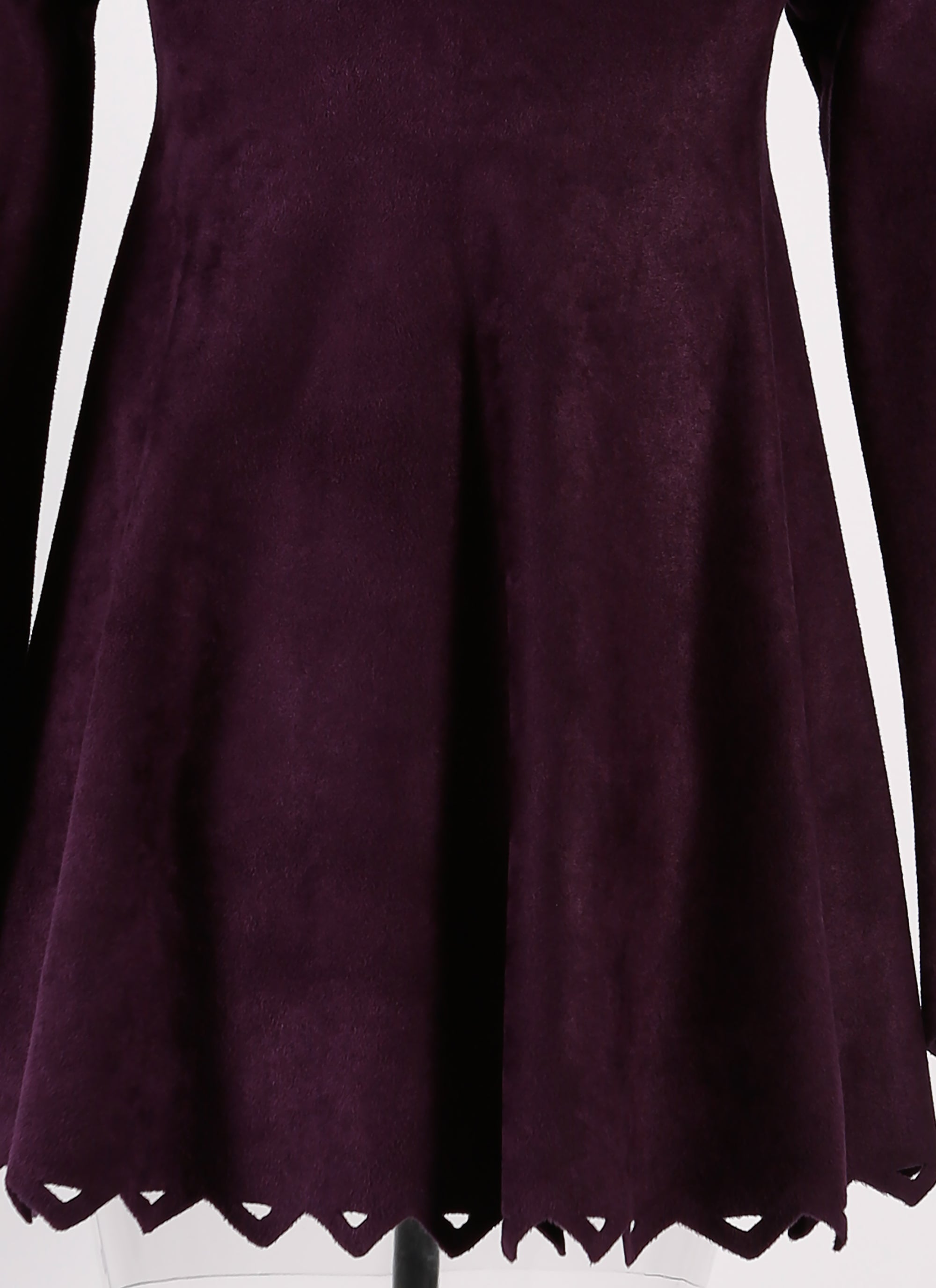 Long-sleeved baby-doll dress in trigon - Aubergine