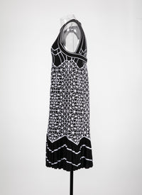 Robe sans manches à volants - Noir & Blanc