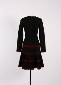 Long-sleeved knitted frise dress - Black & Cherry