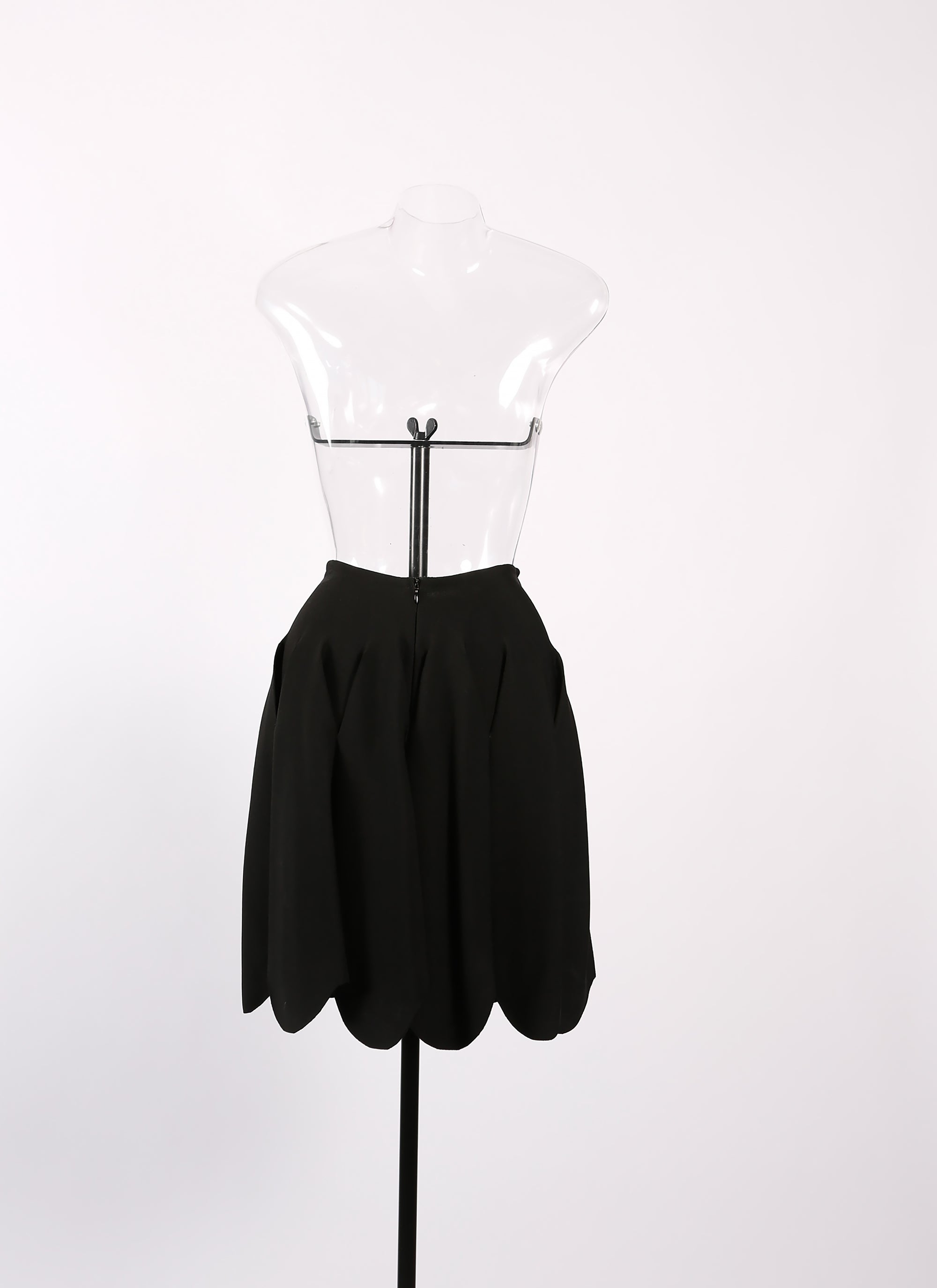 Mermaid short skirt - Black