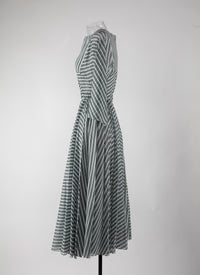 Boudoir 3/4 sleeve dress - White & Green