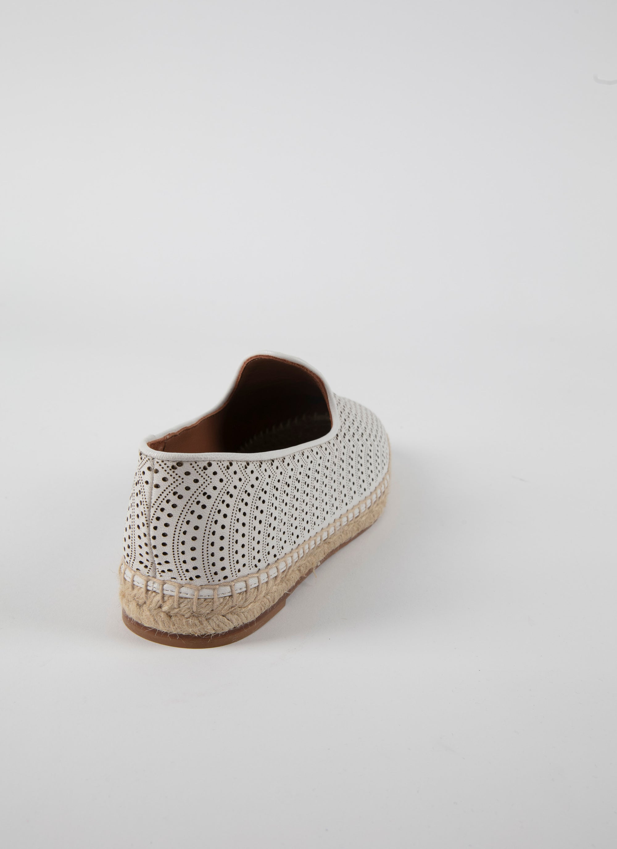 Espadrilles à motif ajouré en cuir - Blanc Cassé