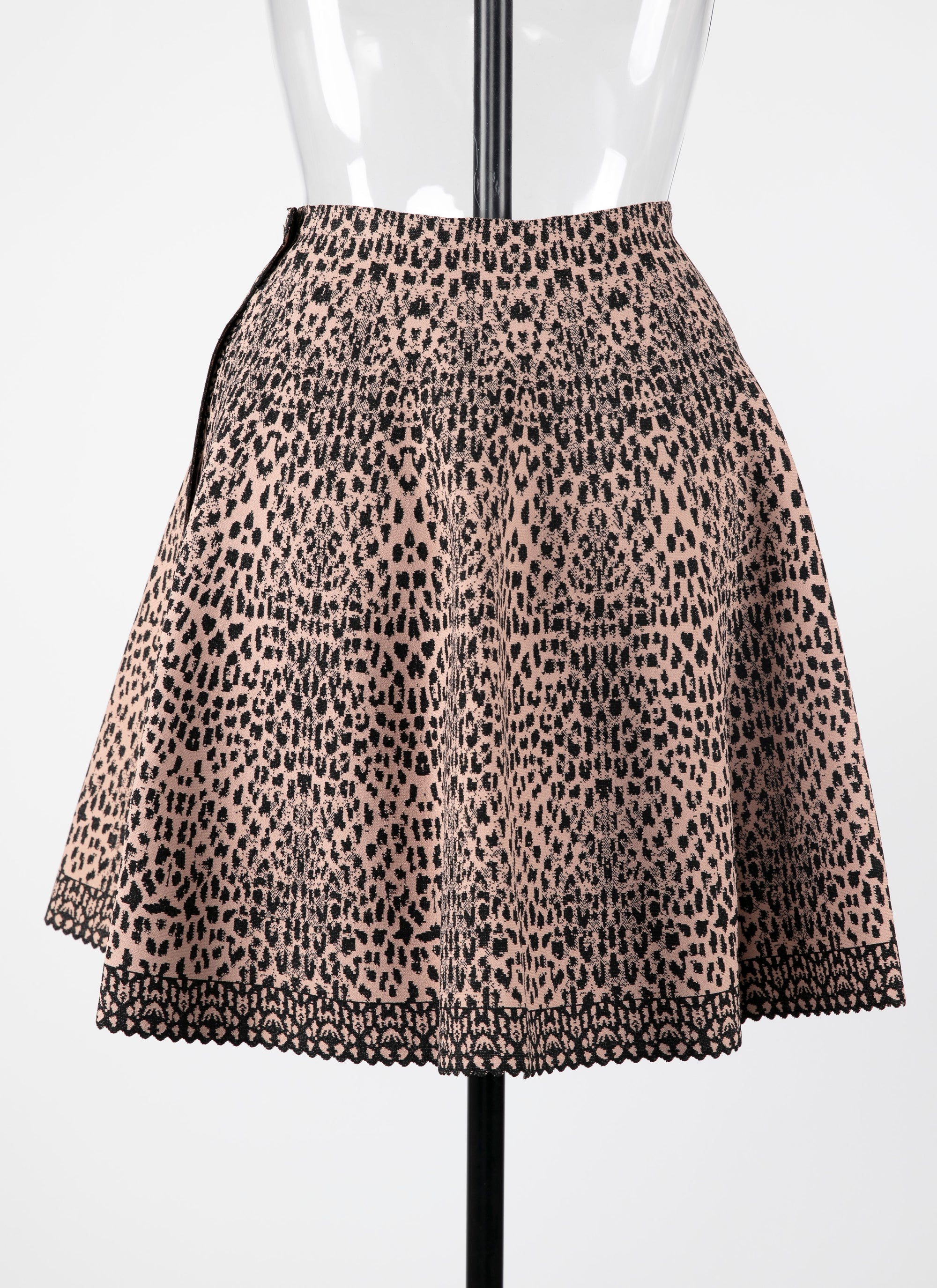 Short skirt with lynx print - Flesh & Black