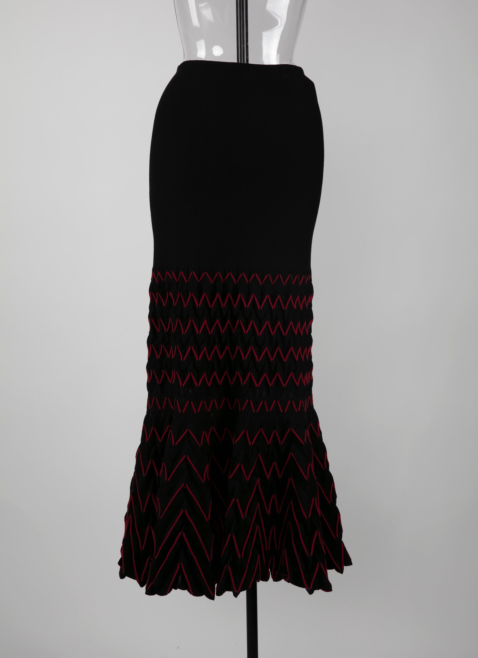 Wool fitted maxi skirt - Black & Red