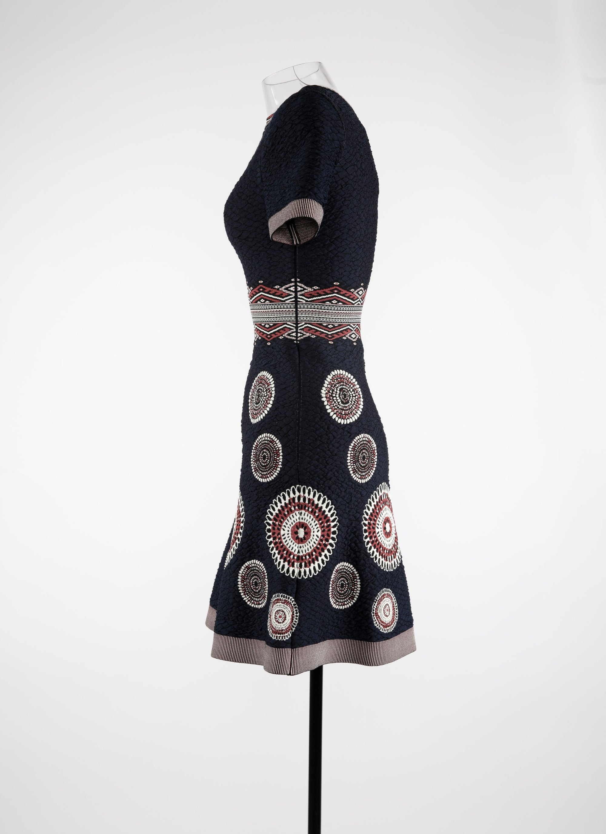 Round knitted flared dress - Night & Bordeaux