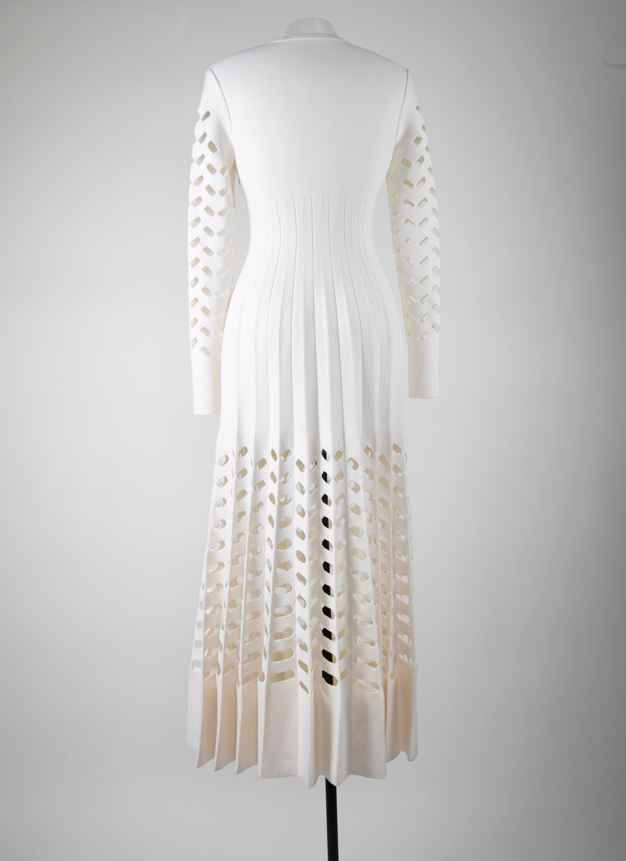 Robe plissée à manches longues en laine - Ivoire