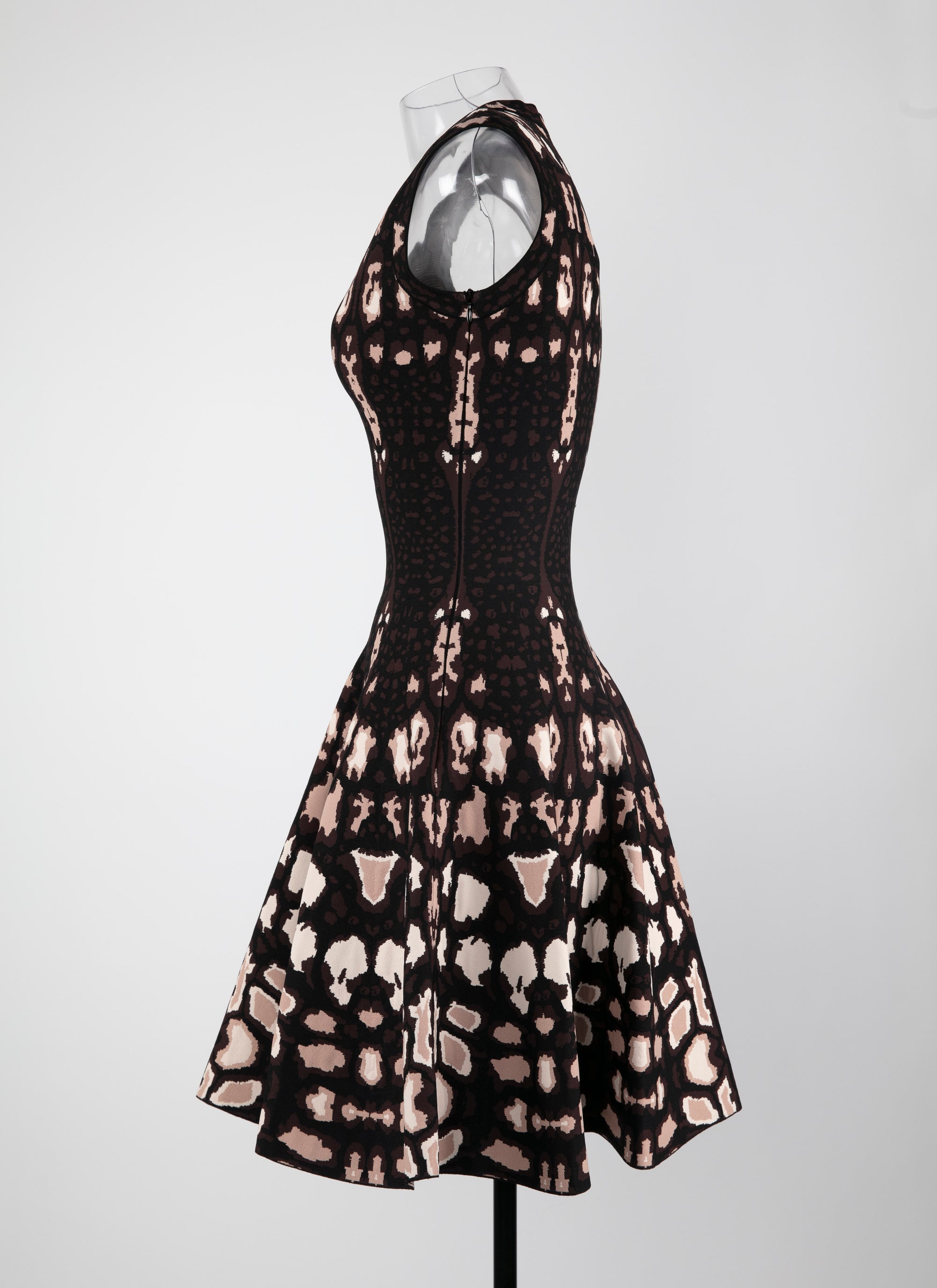 Sleeveless knitted cheetah dress - Brown